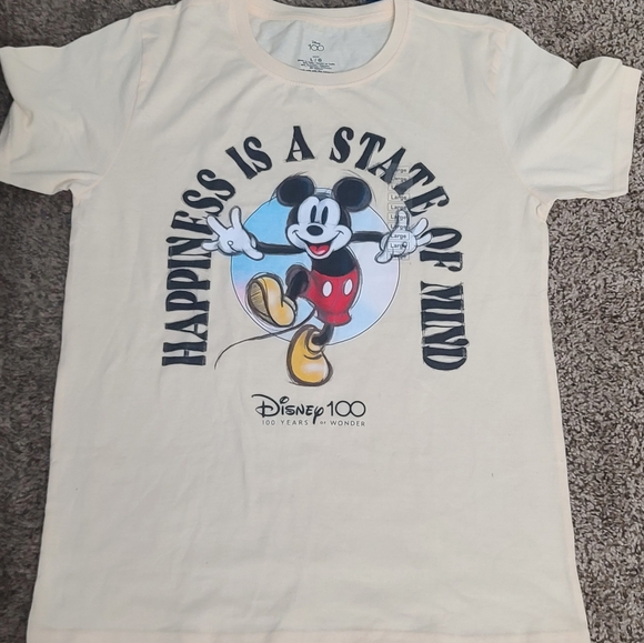 Disney 100 years of wonder t-shirt size large NWT - Picture 1 of 3